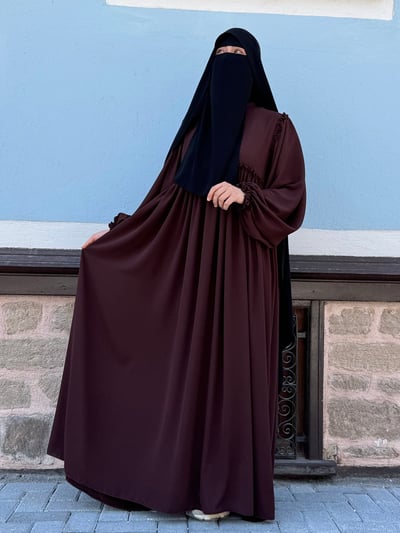 Seren Elbi̇se/ Ferace