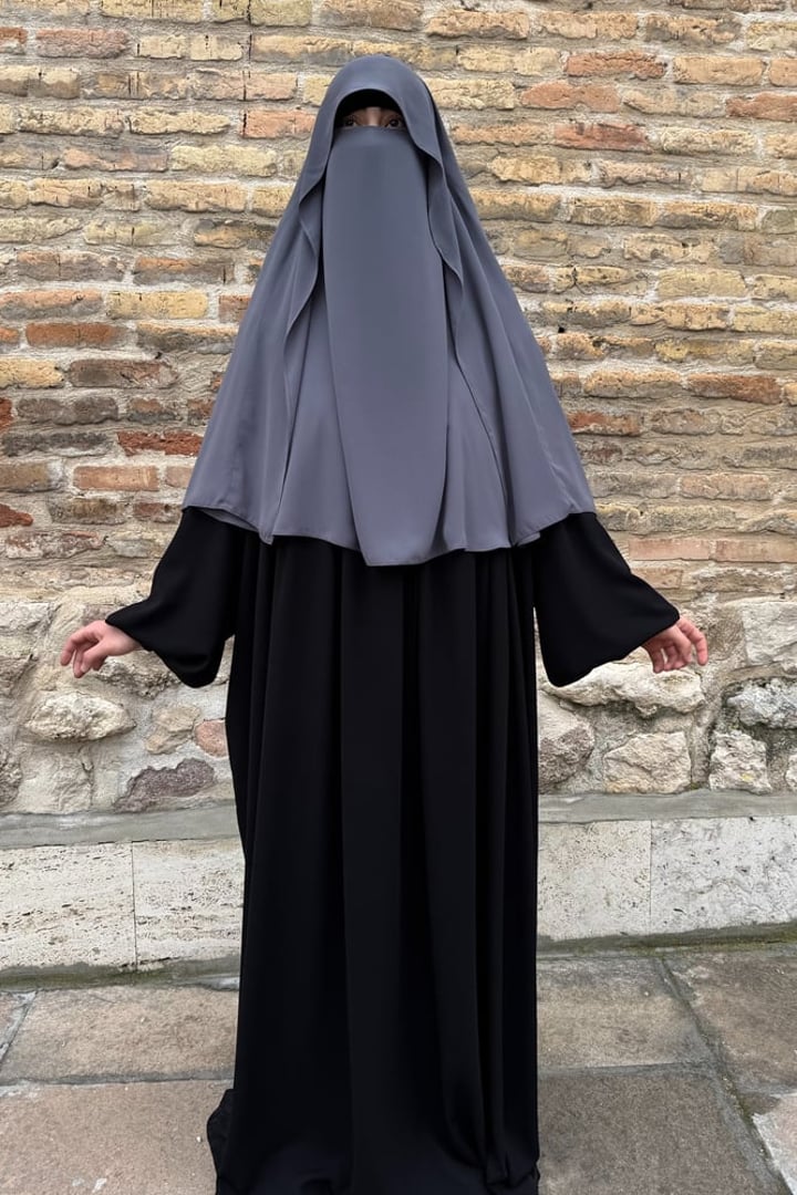 Büyük Boy Gölgeli̇ Meryem Sufle - Gri