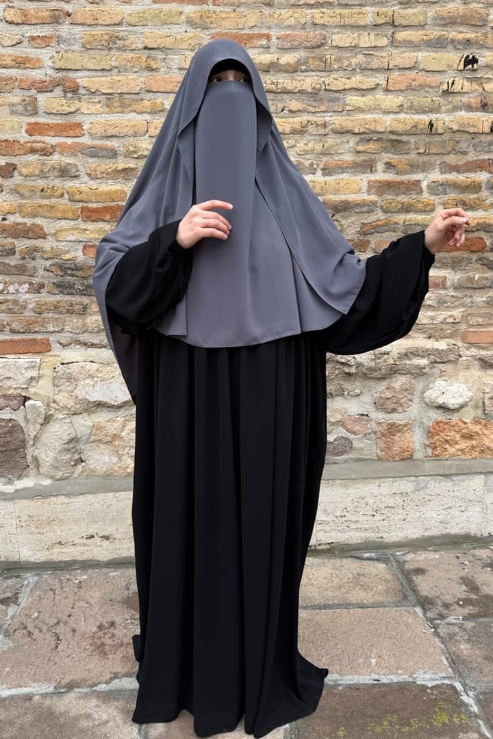 Büyük Boy Gölgeli̇ Meryem Sufle - Gri