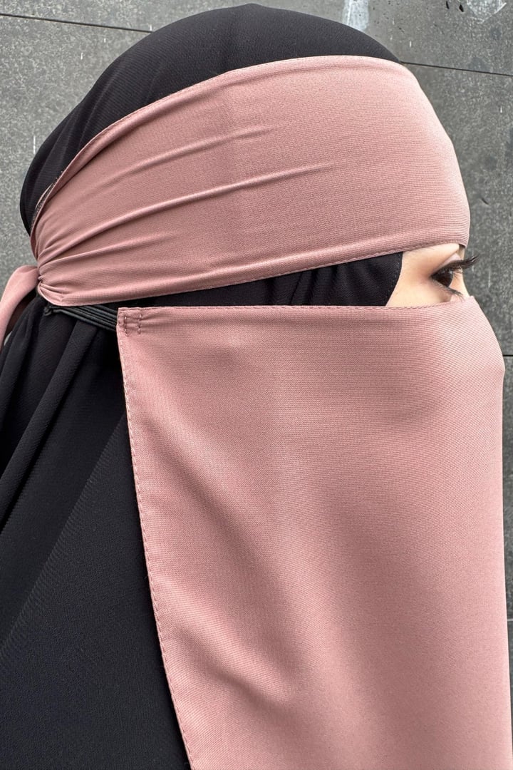 Lastikli Tek Katlı Peçe - Pudra