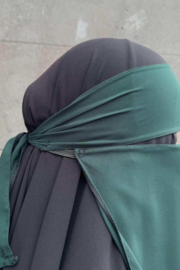 Lastikli Tek Katlı Peçe - Koyu Yeşil