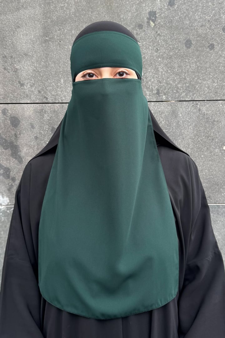 Lastikli Tek Katlı Peçe - Koyu Yeşil