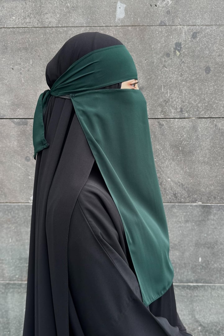 Lastikli Tek Katlı Peçe - Koyu Yeşil